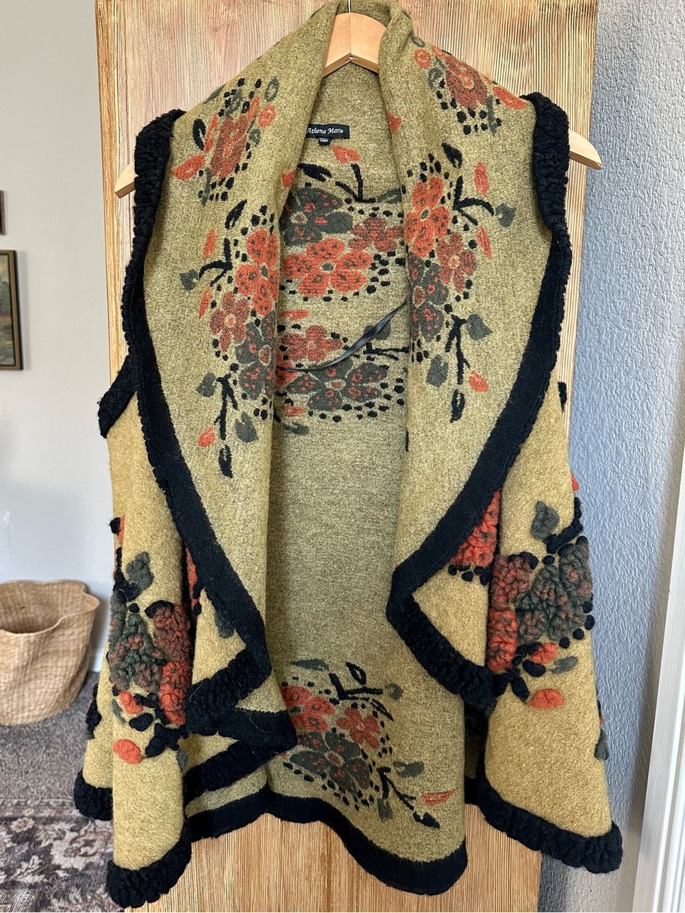 Athena Marie Shawl Women’s size S/M